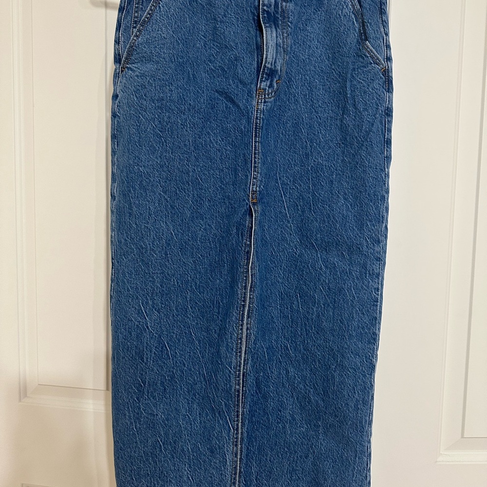 Abercrombie & Fitch High Rise Denim Skirt
